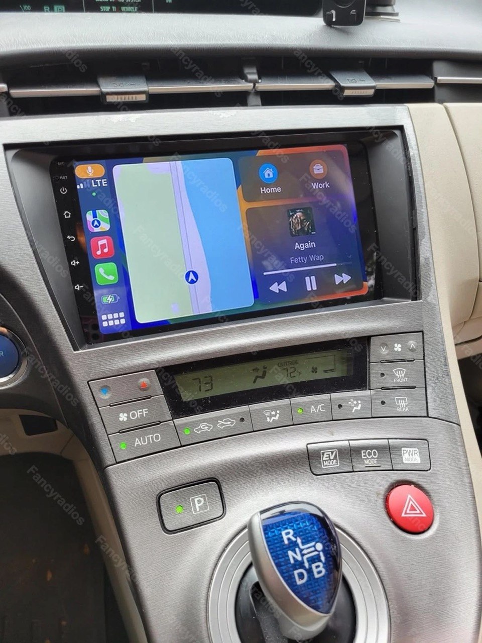 Toyota Prius CarPlay screen installed